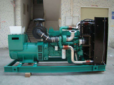 崇仁1100kw康明斯柴油发电机组图片 崇仁1100kw康明斯柴油发电机组图片